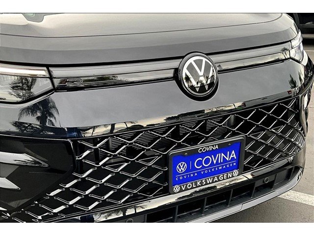 New 2026 Deep Black Pearl Volkswagen 2.0T SE R-Line Black image 30