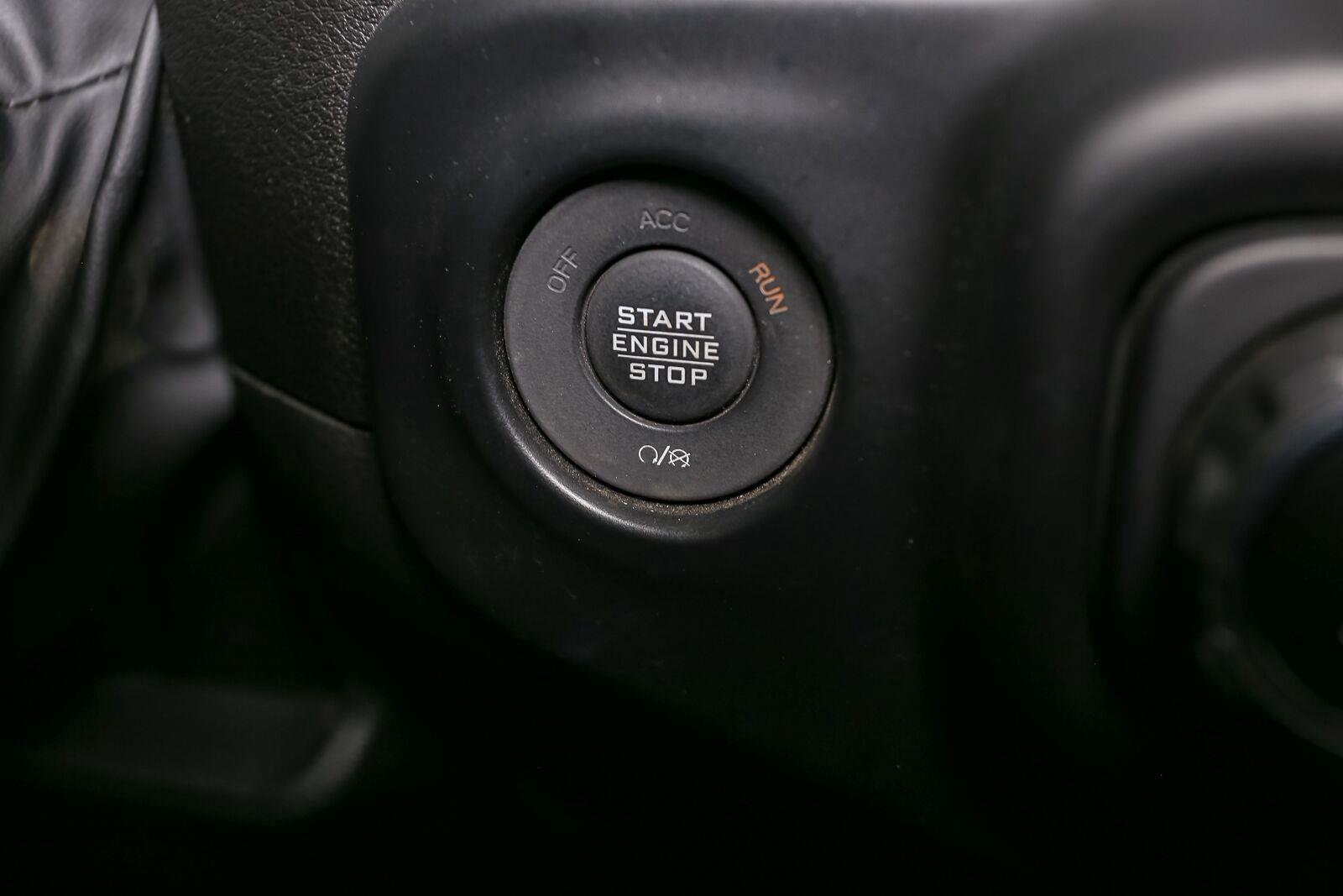 Used 2022 Black Clearcoat Jeep Unlimited Rubicon image 34