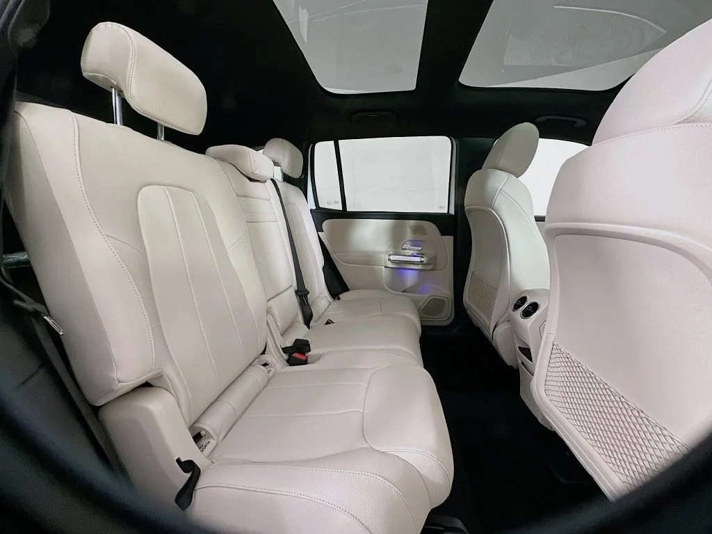 Used 2026 White Mercedes-Benz GLB 250 image 27