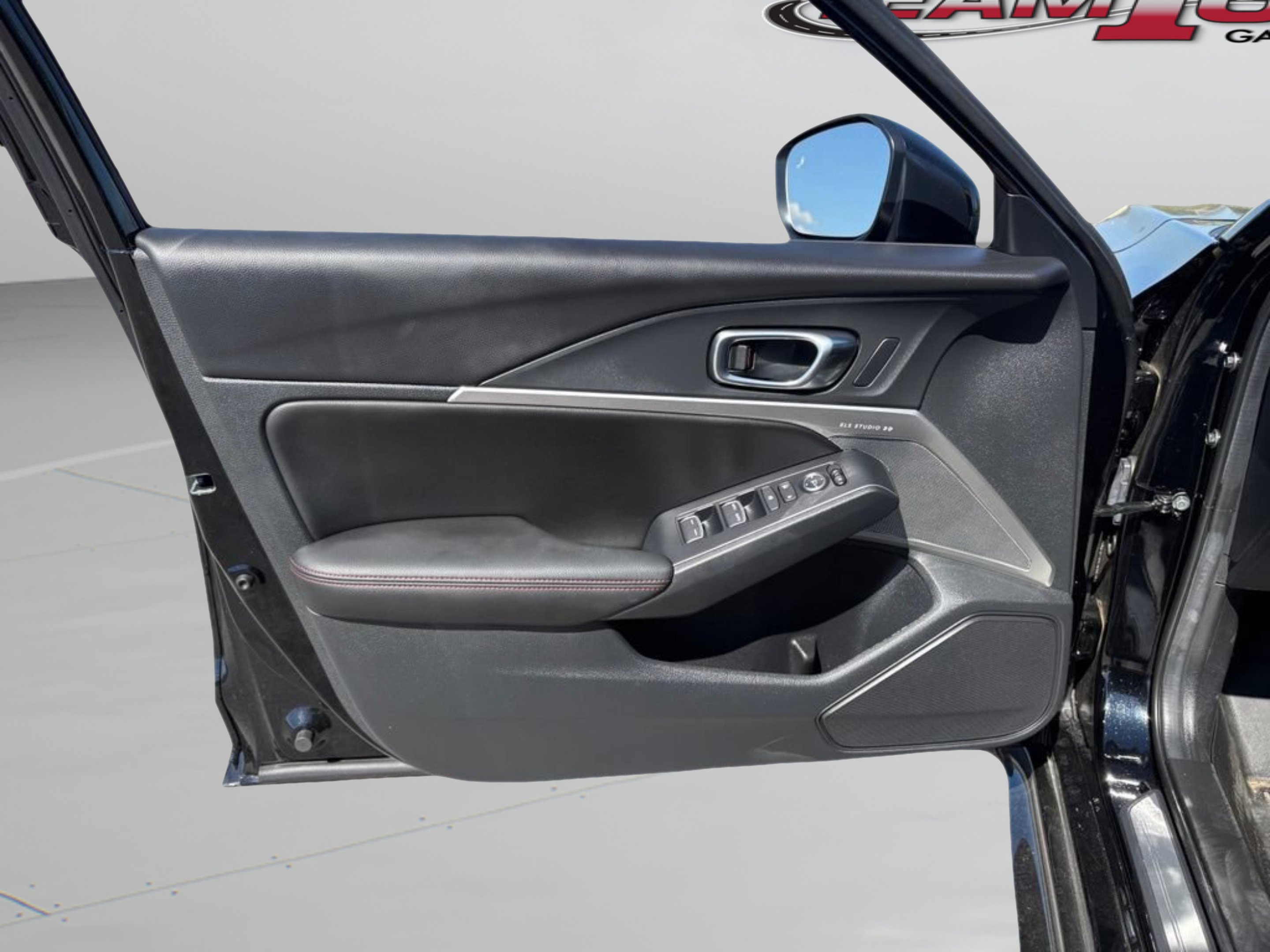 Used 2026 Majestic Black Pearl Acura Type S image 17
