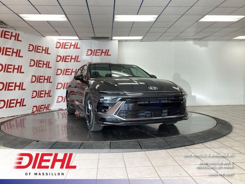 New 2026 Gray Hyundai SEL Sport image 1