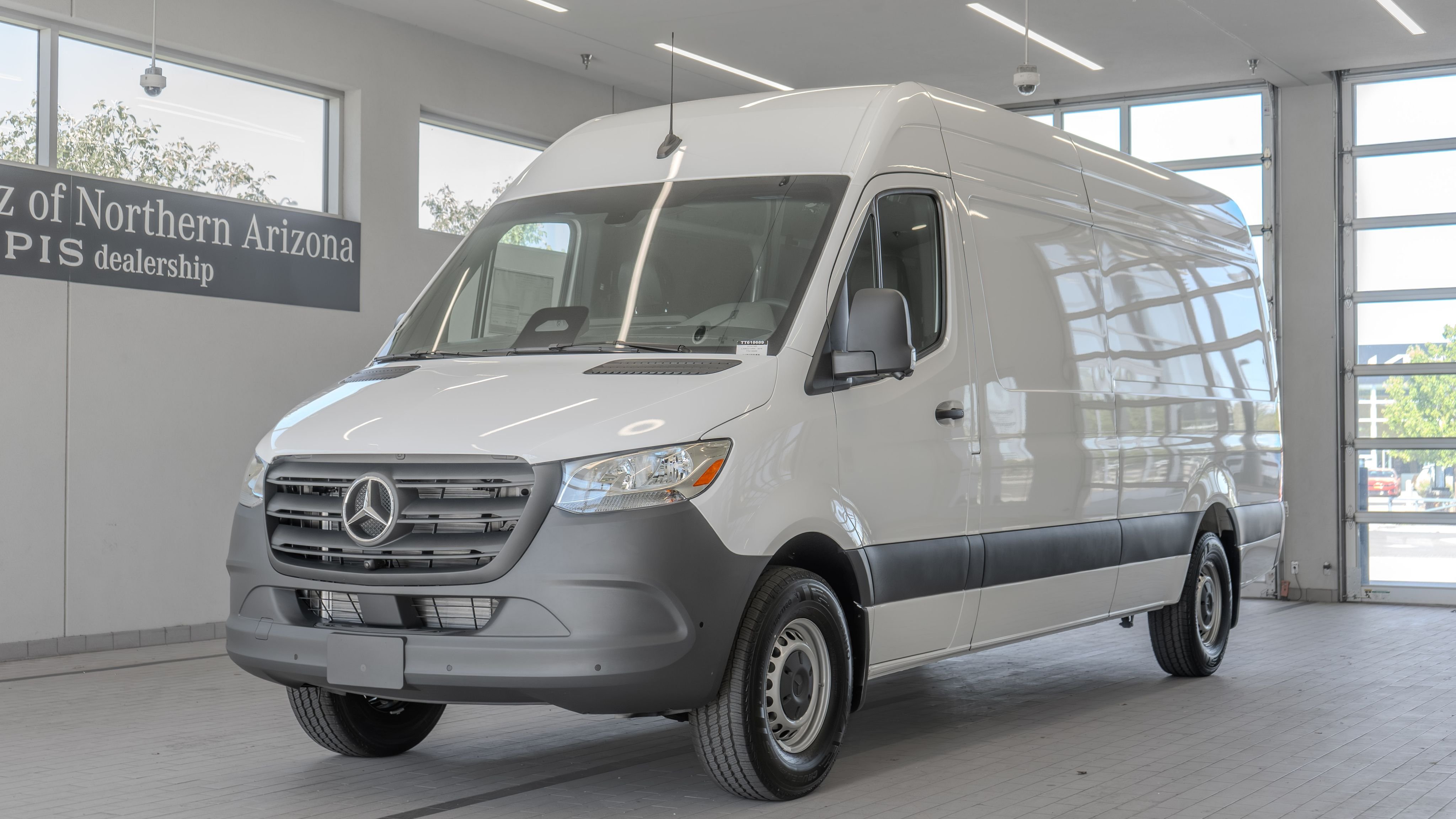 New 2026 Arctic+White Mercedes-Benz  image 25