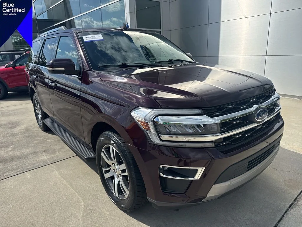 2024 Ford Expedition Limited's photo