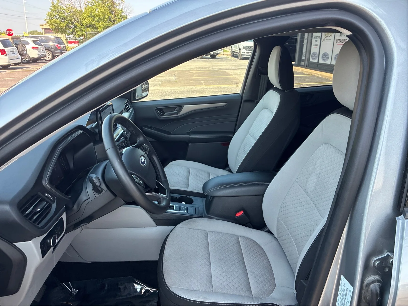 Used 2024 Silver Ford Active image 9