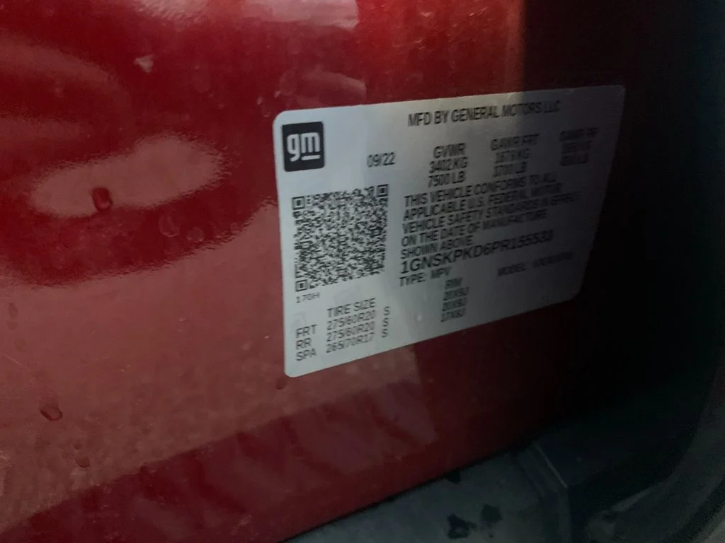 Used 2023 Red Chevrolet Z71 image 37