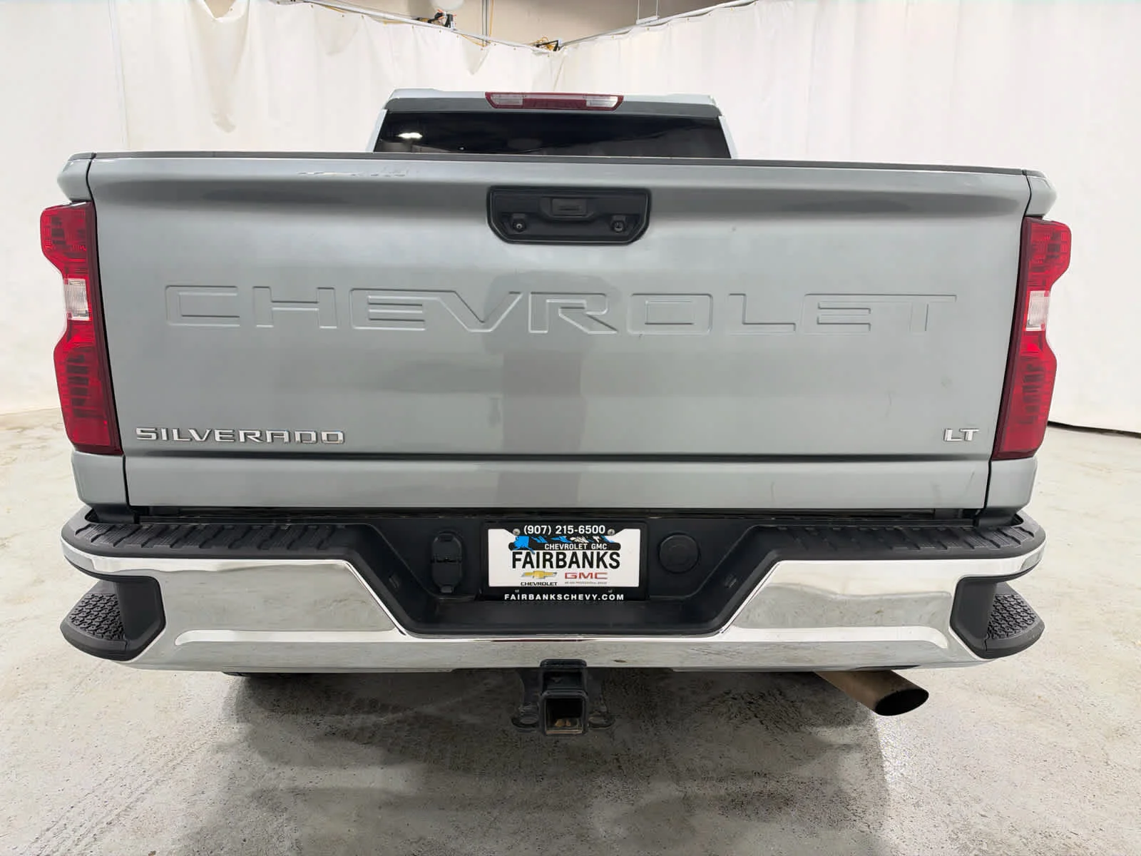 Used 2024 Sterling Gray Metallic Chevrolet LT image 4