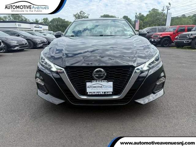 2022 Nissan Altima 2.5 SV Sedan