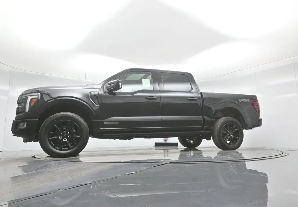 New 2025 Agate Black Metallic Ford Platinum image 7