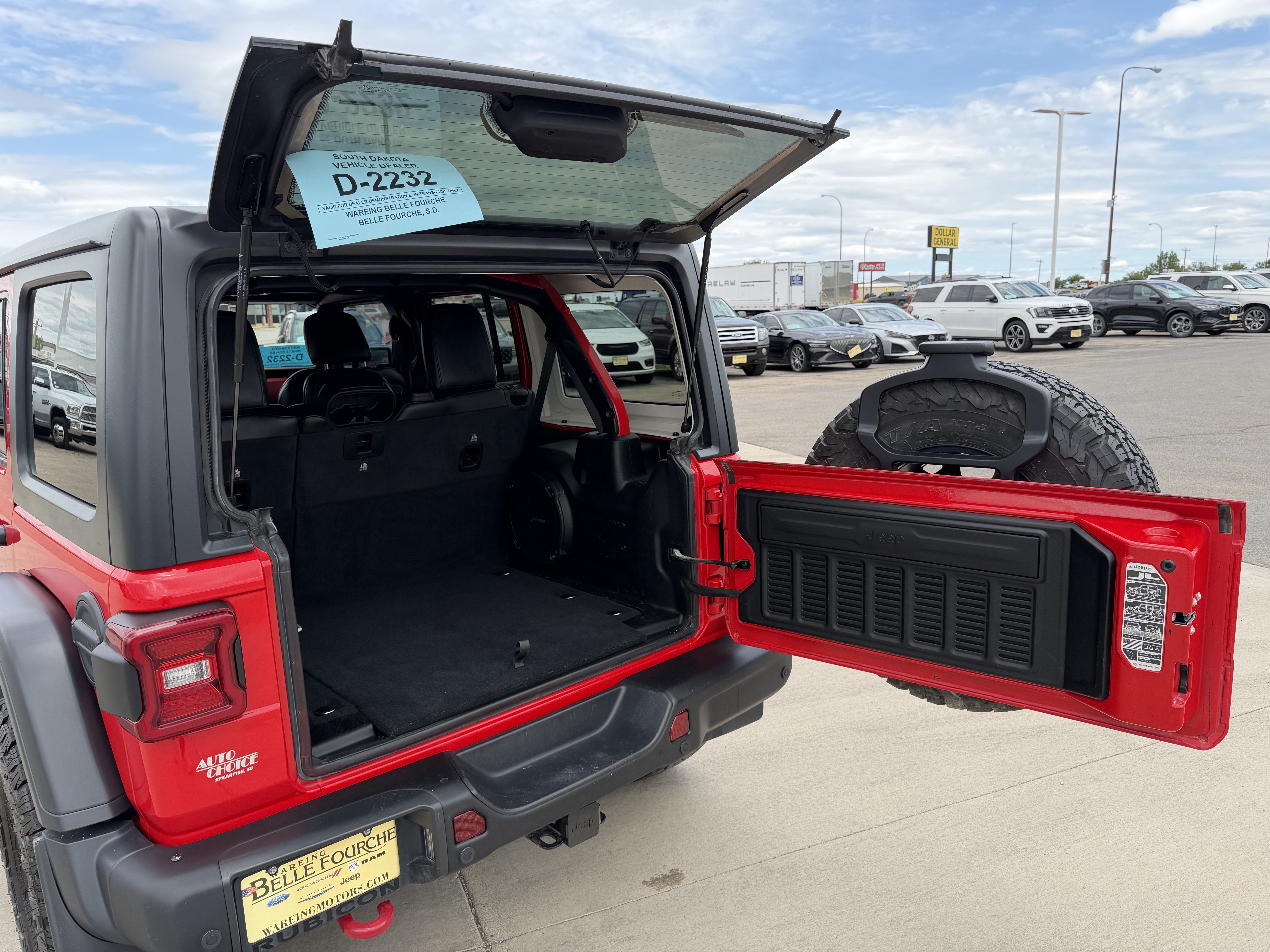 Used 2020 Firecracker Red Clearcoat Jeep Rubicon image 26