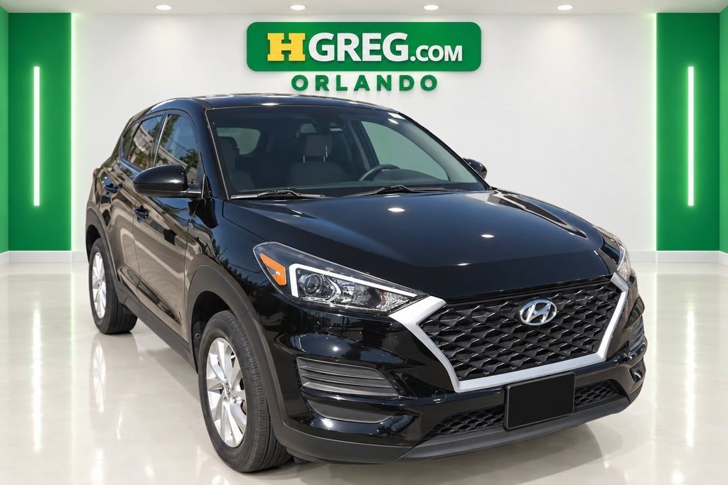 Used 2019 Black Noir Pearl Hyundai SE image 3