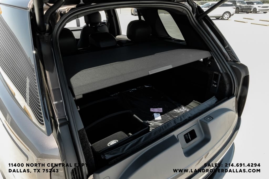 New 2026 Charente Grey Prem Met Land Rover SE image 52