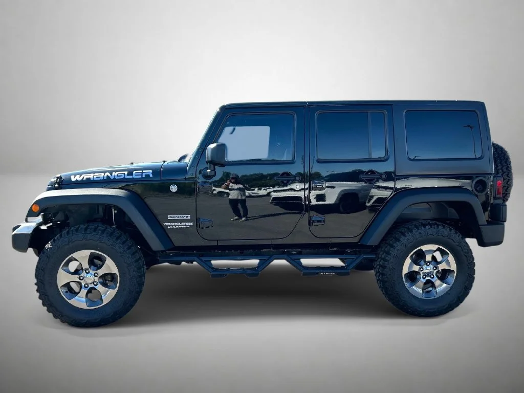 Used 2018 Black Jeep Unlimited Sport image 6