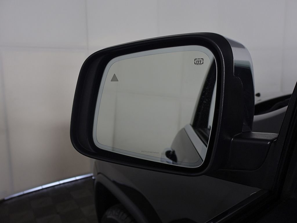 Used 2018 Black Jeep Limited image 35