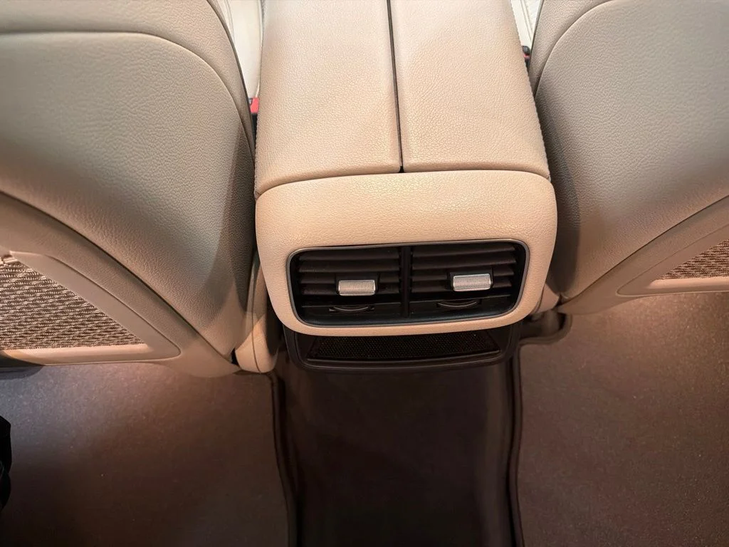 Certified Used 2020 Blue Mercedes-Benz GLE 350 image 27