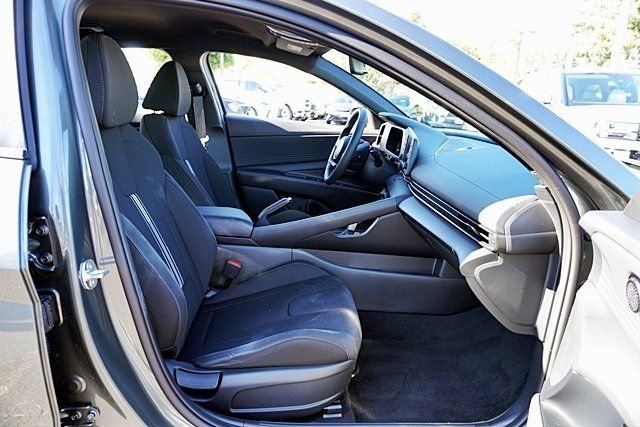 Used 2026 Gray Hyundai SEL Sport image 10