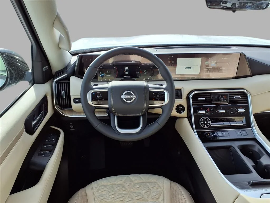 New 2026 Everest White TriCoat Nissan Platinum Reserve image 4