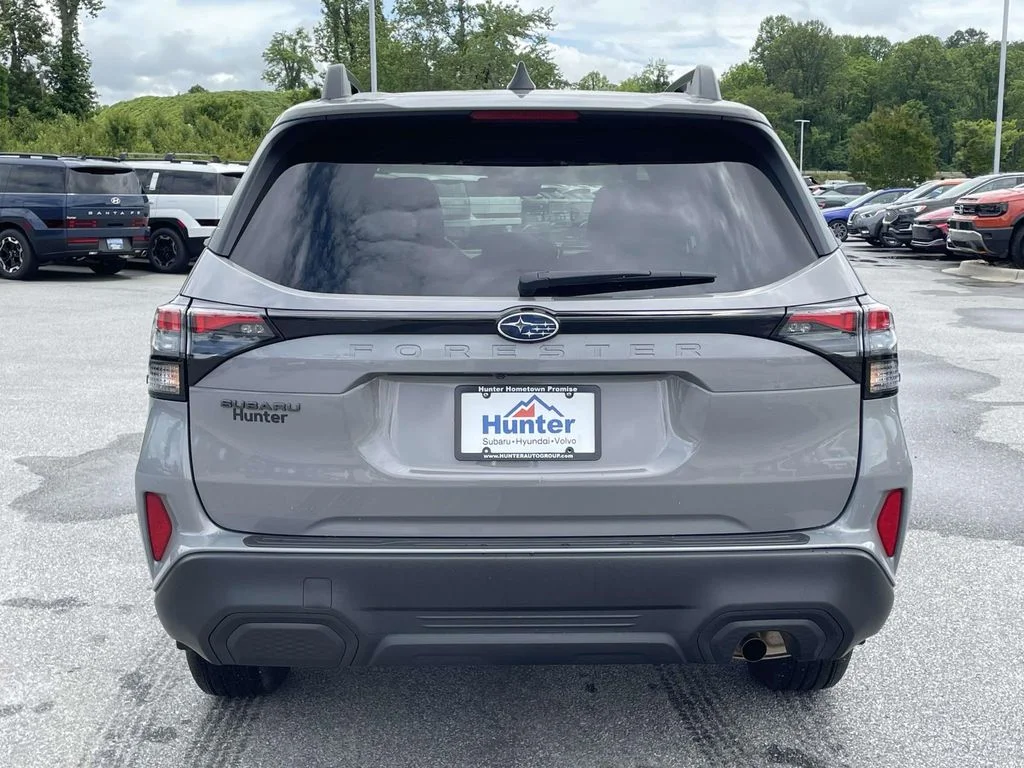 2026 Subaru Forester Premium - Photo 25