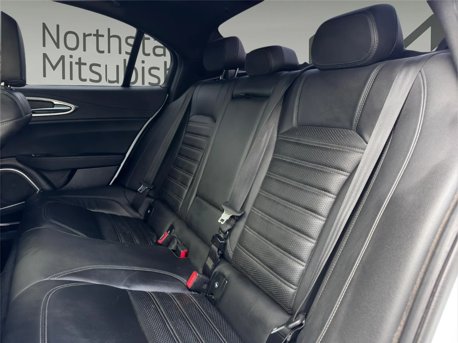Used 2023 Alfa White Alfa Romeo Veloce image 16