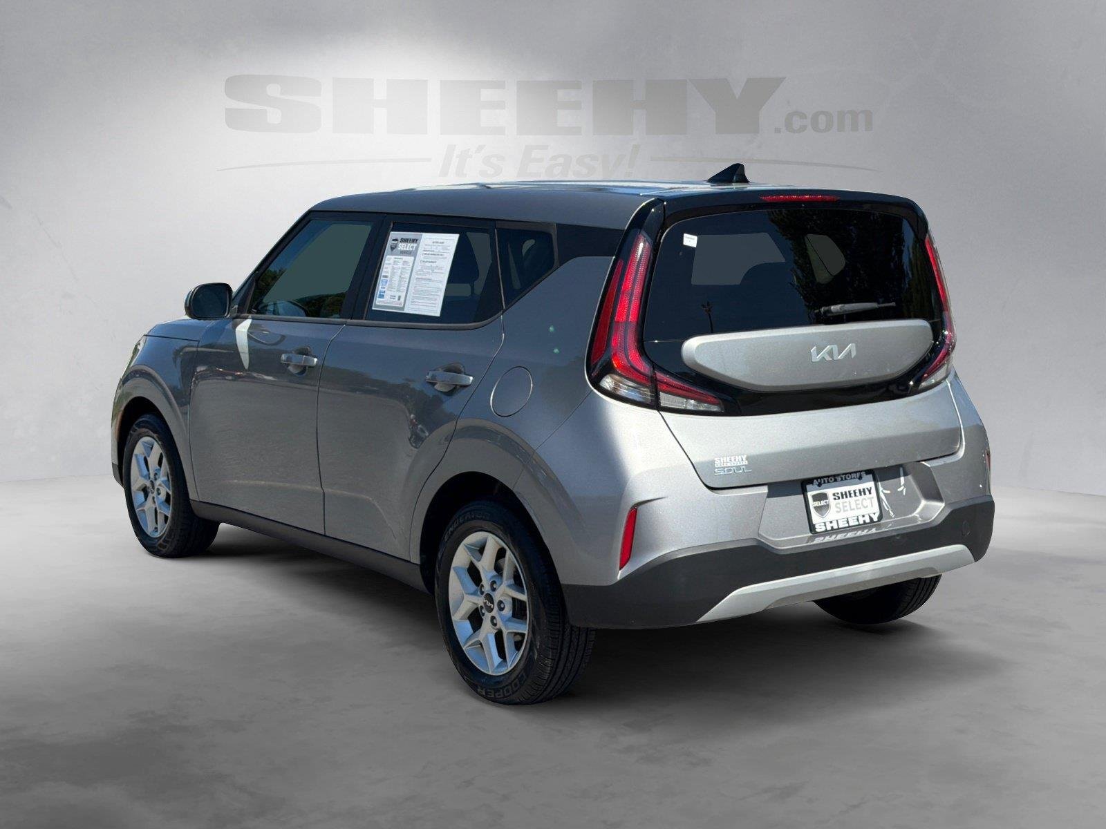 Used 2023 Steel Gray Kia LX image 14