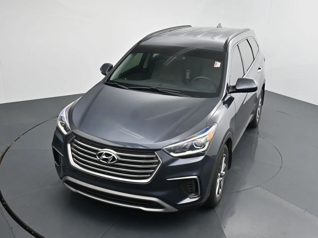 Used 2019 Blue Hyundai SE image 21