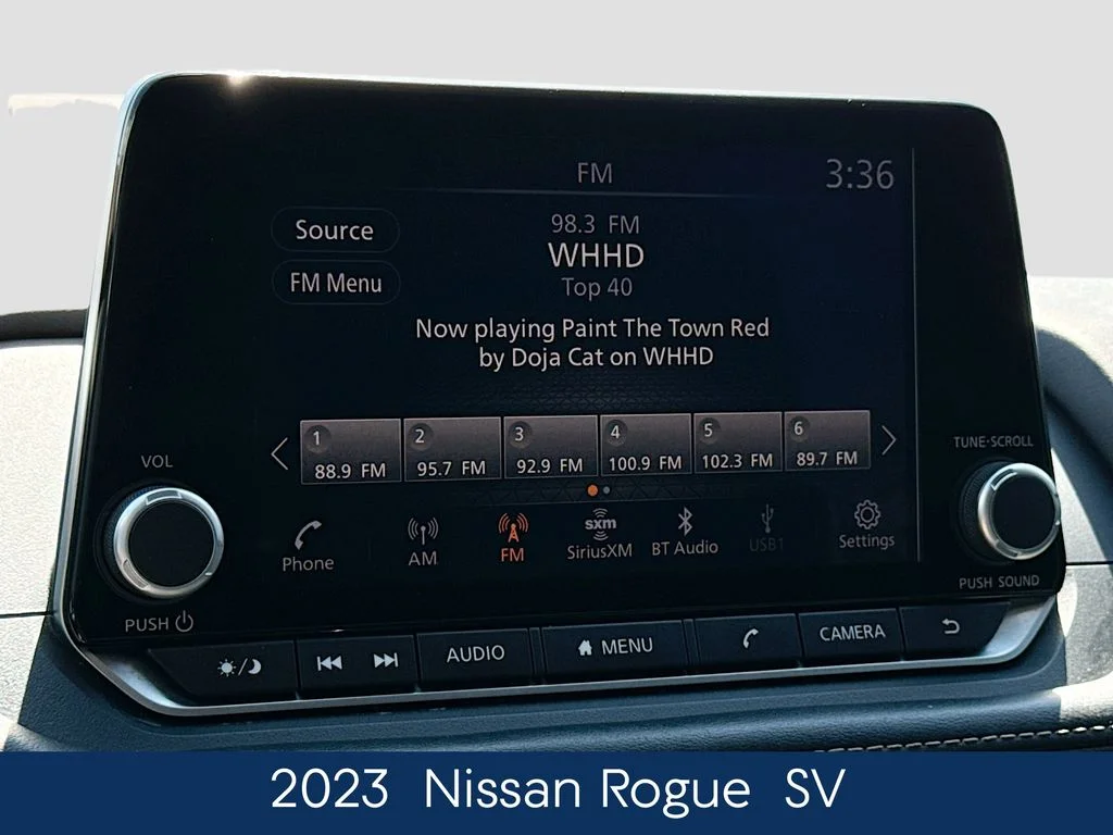 Used 2023 Gray Nissan SV image 29