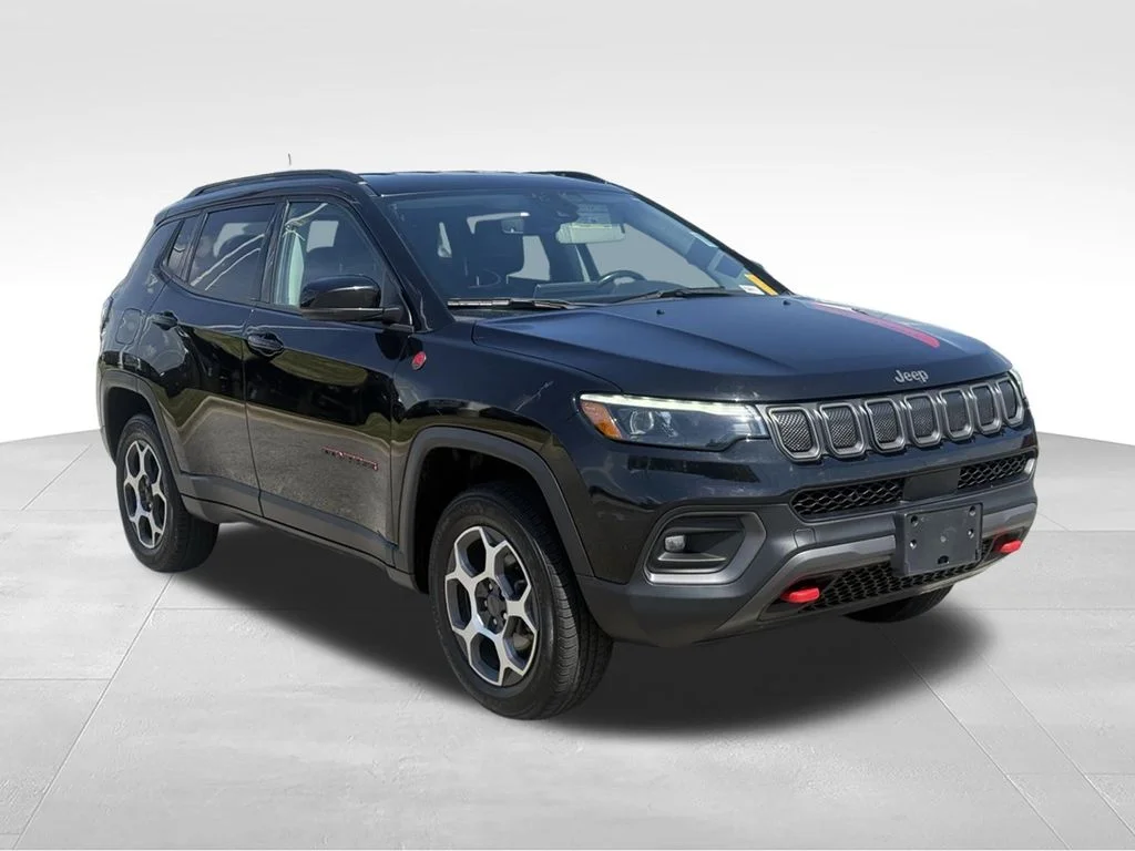 Used 2022 Black Jeep Trailhawk image 7