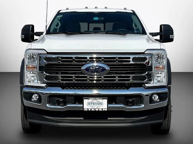 New 2026 Oxford White Ford F-450® XL image 53