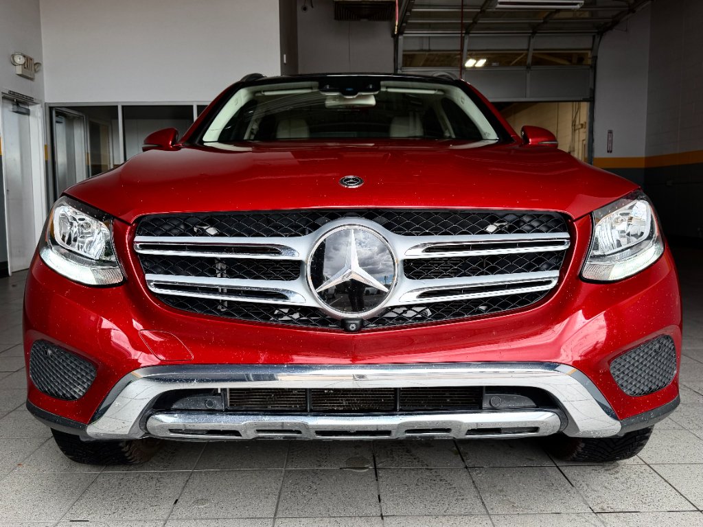 Used 2019 designo Cardinal Red Metallic Mercedes-Benz 300 image 13