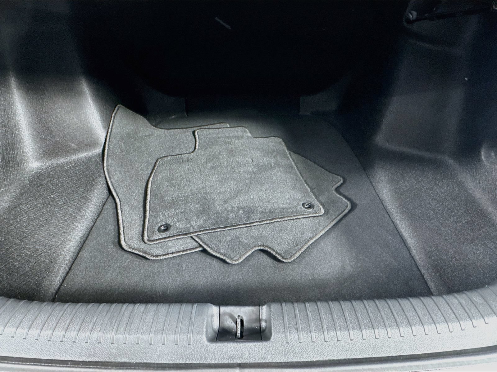 2024 Honda Accord LX - Photo 38