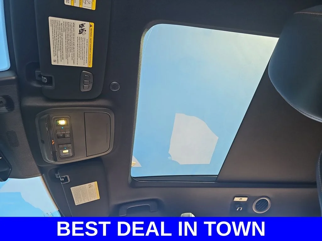 New 2026 Carbonized Gray Metallic Ford Tremor® image 32