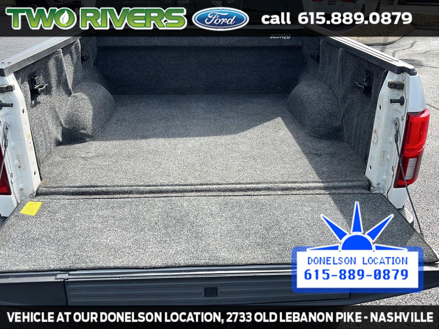 Used 2018 White Platinum Tri-Coat Metallic Ford Platinum image 13