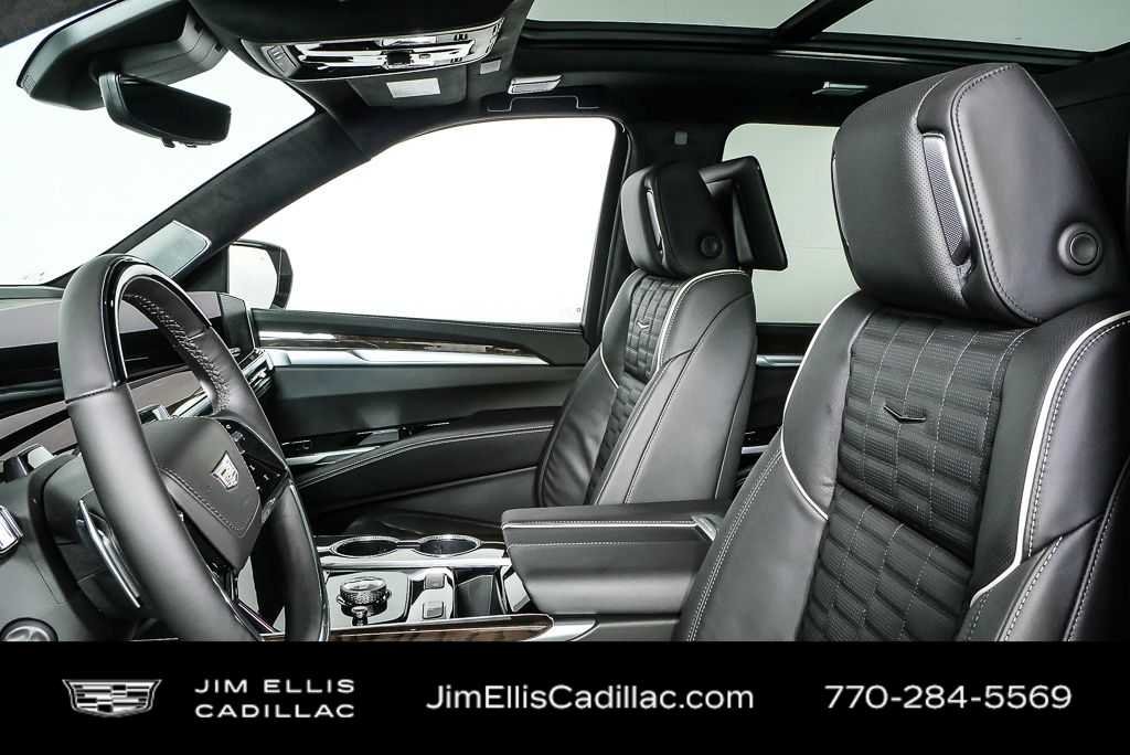 Used 2026 Vibrant White Tricoat Cadillac Platinum Sport image 5