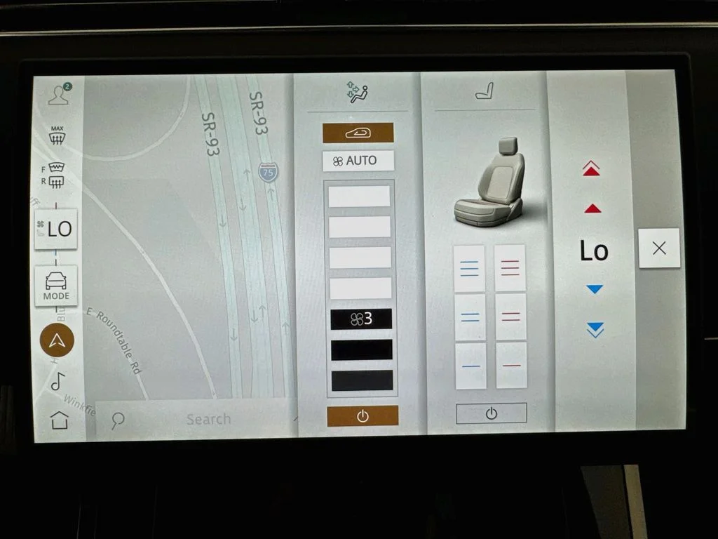 New 2026 Fuji White Land Rover Dynamic SE image 16