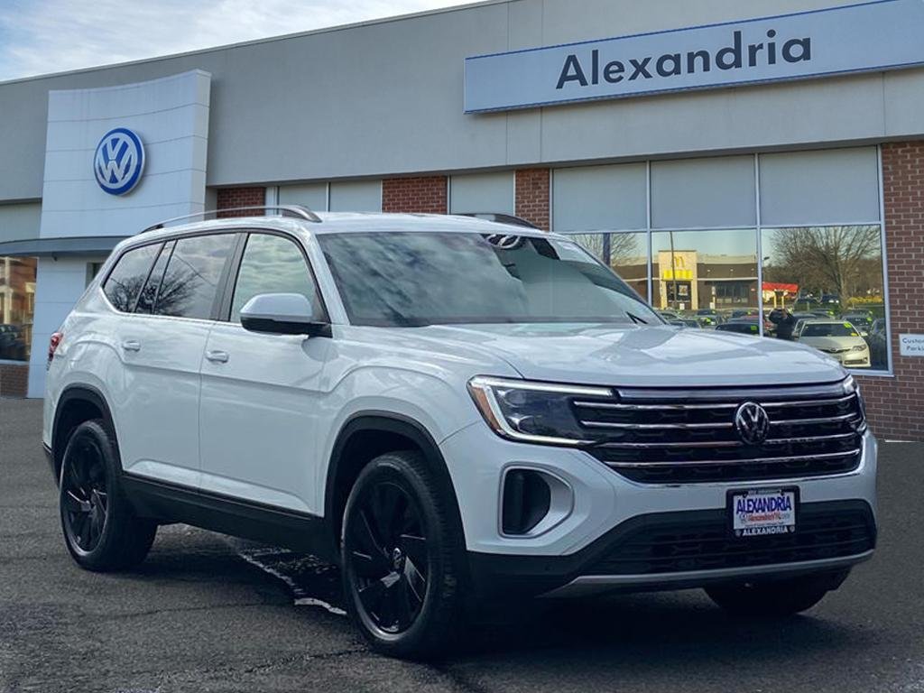 2024 Volkswagen Atlas SE w/Tech