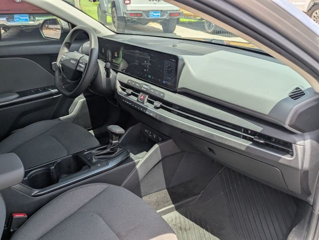 Used 2025 Gray Kia LXS image 30