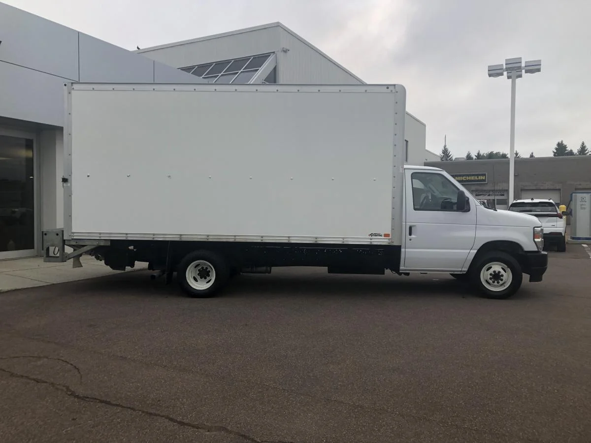 Used 2025 White Ford E-450 DRW 158" WB image 2