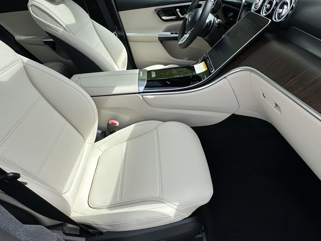 New 2026 Cirrus Silver Metallic Mercedes-Benz GLC 300 image 15