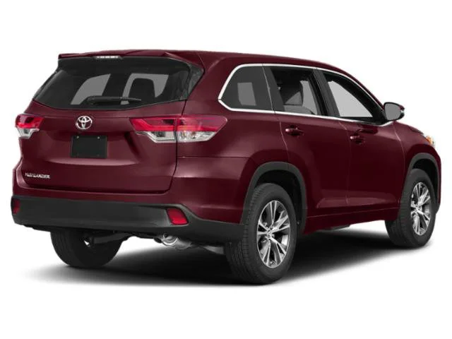 Used 2019 Toyota Highlander LE Plus with VIN 5TDBZRFH1KS714378 for sale in Waite Park, MN