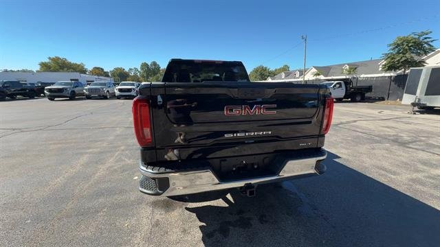 2026 GMC Sierra 1500 SLT - Photo 8