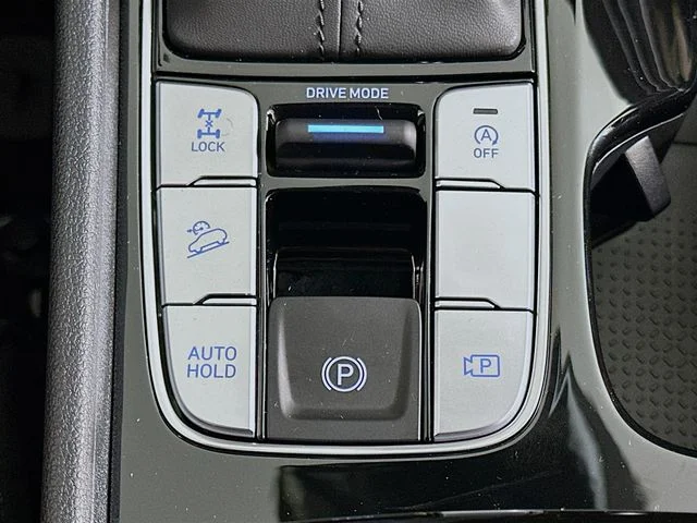 New 2026 Hyundai TUCSON SEL