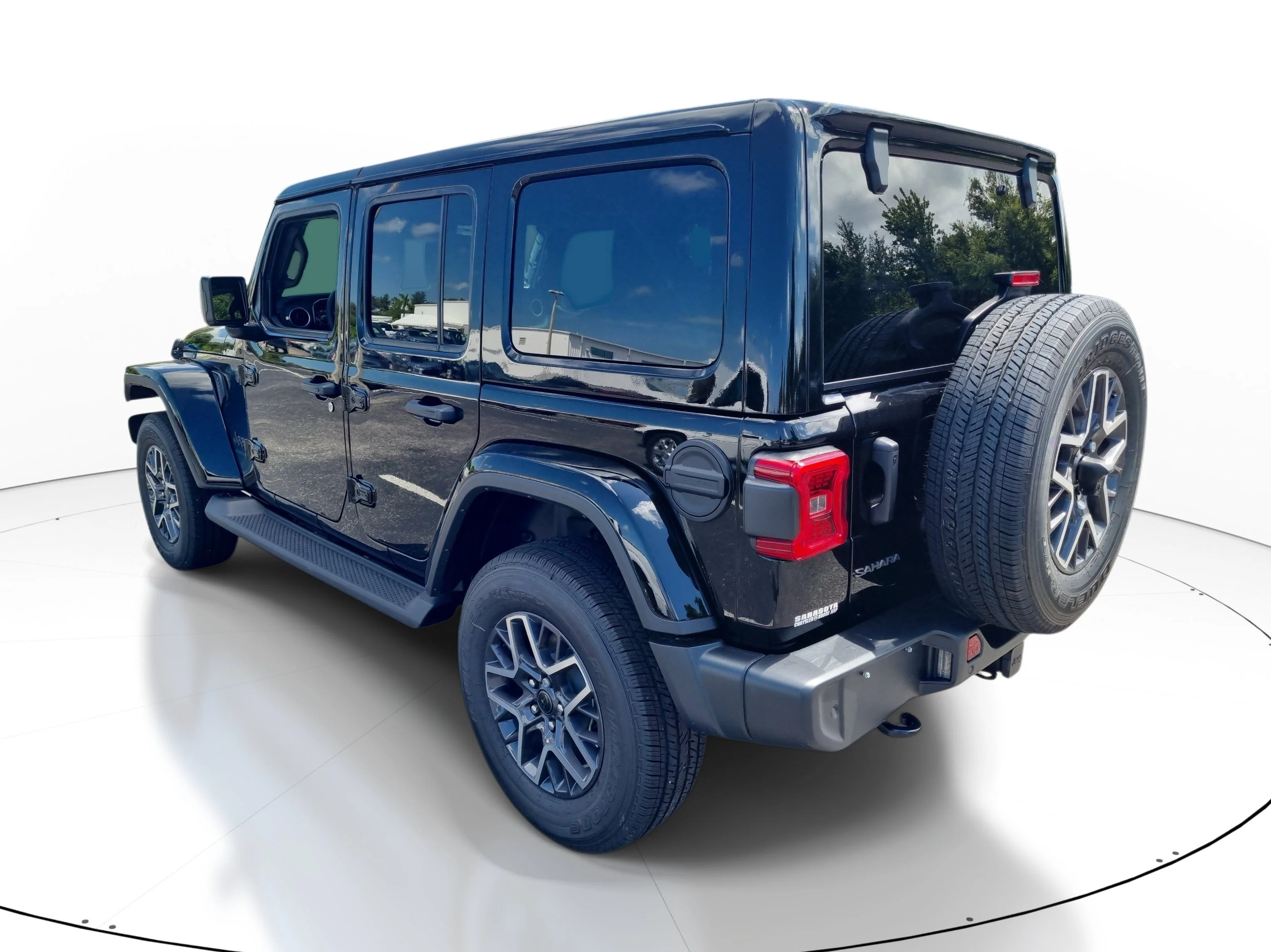 New 2026 Black Clearcoat Jeep Sahara image 4