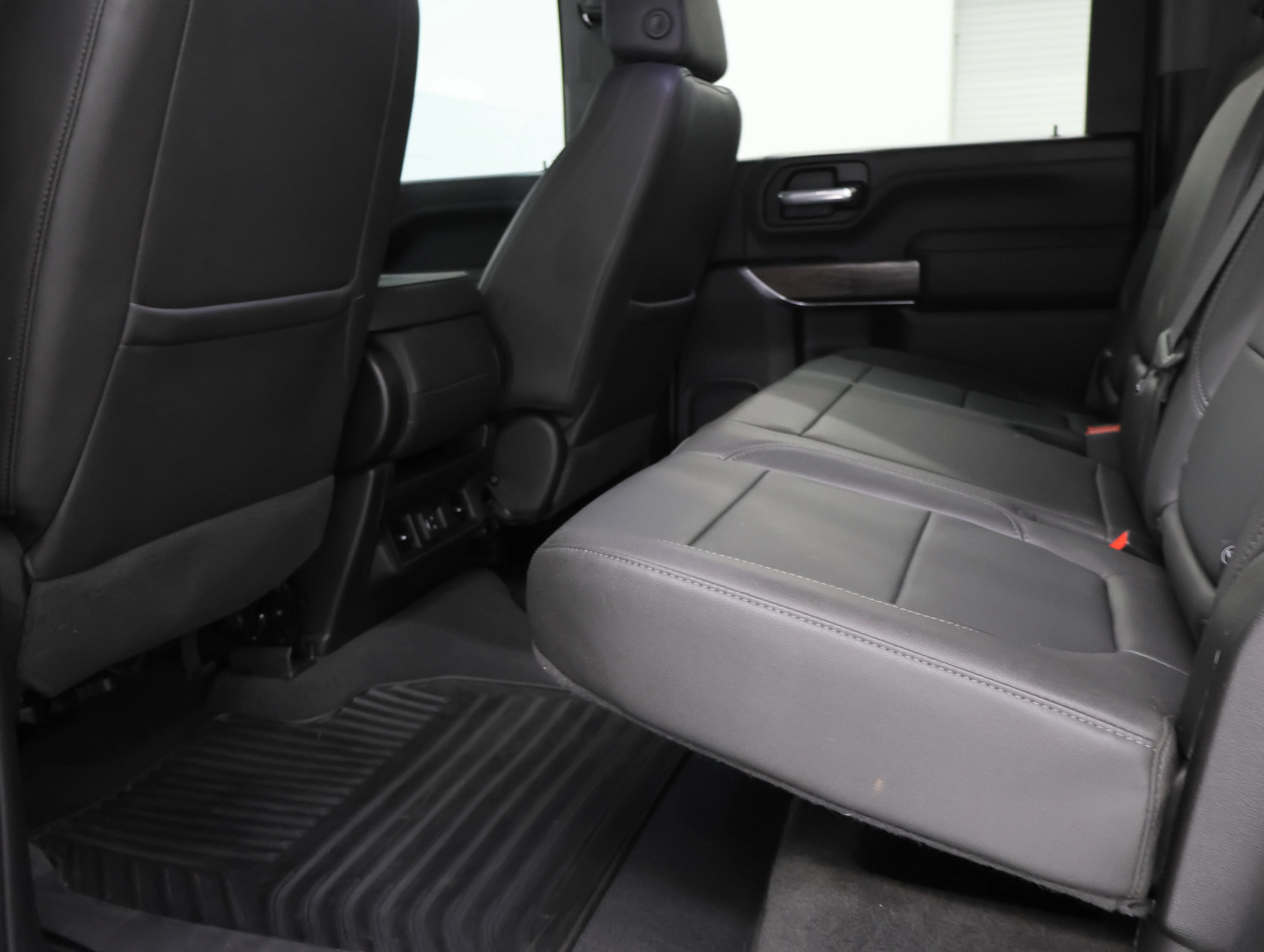 Used 2023 Northsky Blue Metallic Chevrolet LTZ image 34