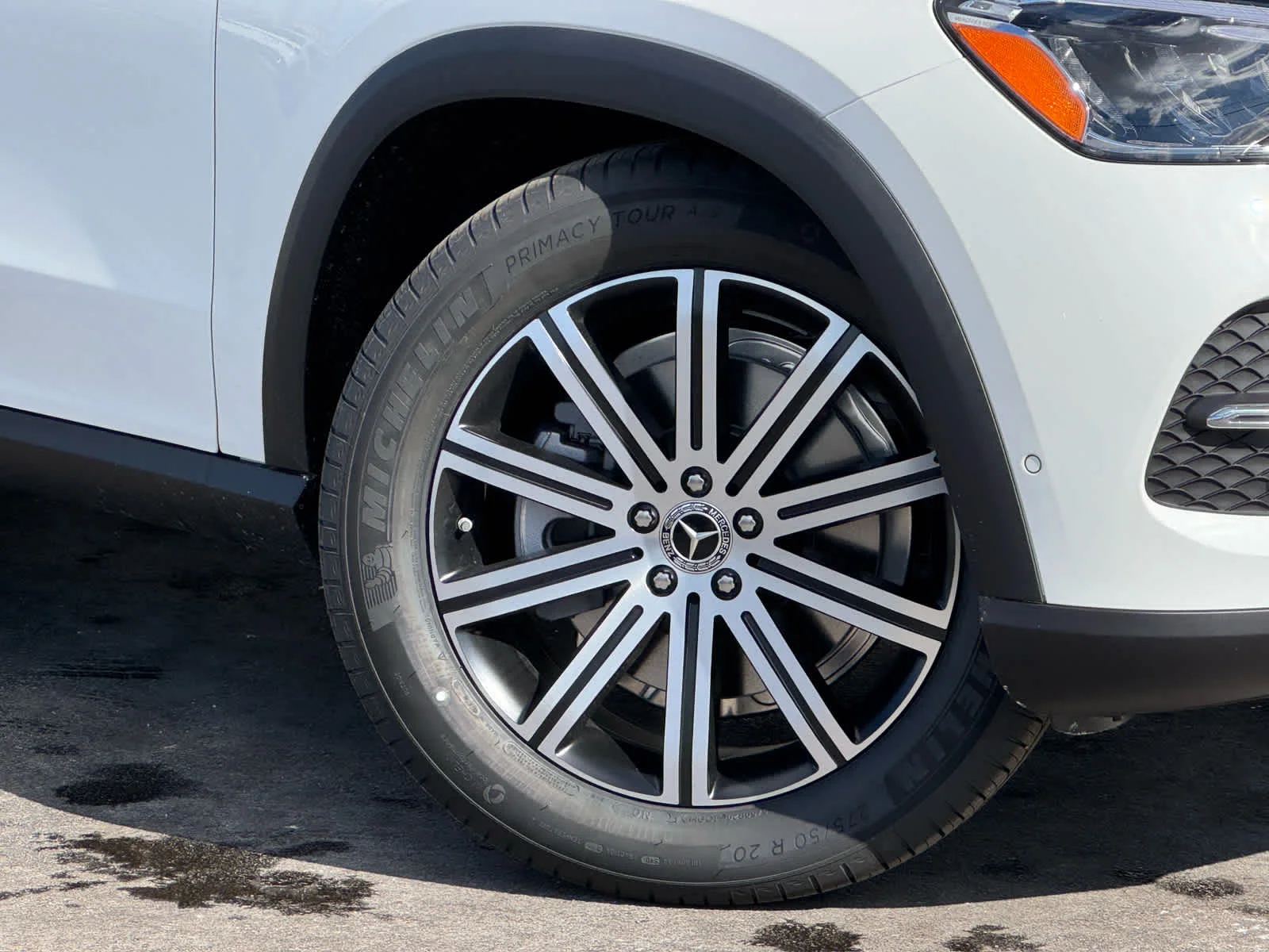 New 2026 Polar White Mercedes-Benz GLE 350 image 2
