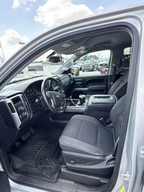 Used 2016 Silver Ice Metallic Chevrolet LT image 1