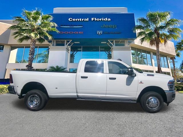 New 2026 Bright White Clear-Coat Exterior Paint RAM Tradesman image 4