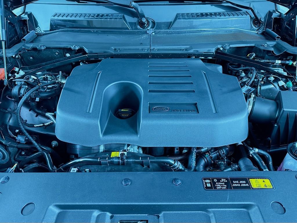 New 2025 Carpathian Grey Land Rover S image 26