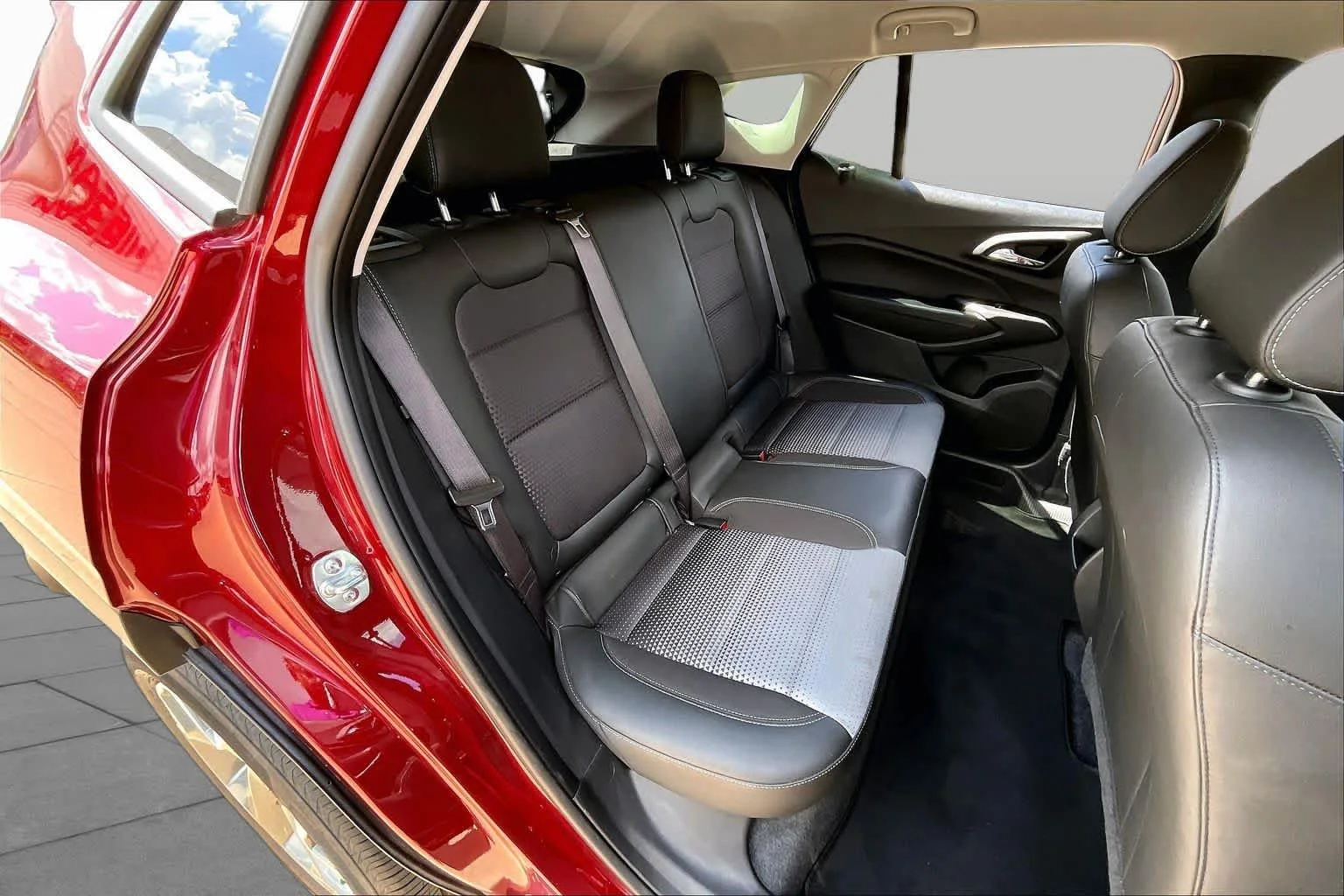 Used 2025 Crimson Metallic Chevrolet LT image 18