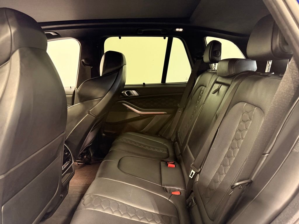 Used 2021 Blue BMW  image 22
