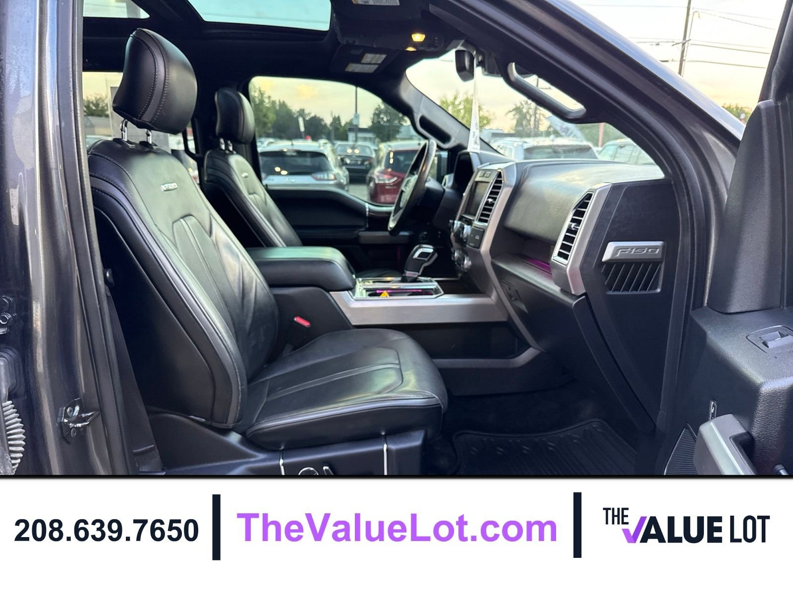 Used 2015  Ford Platinum image 13