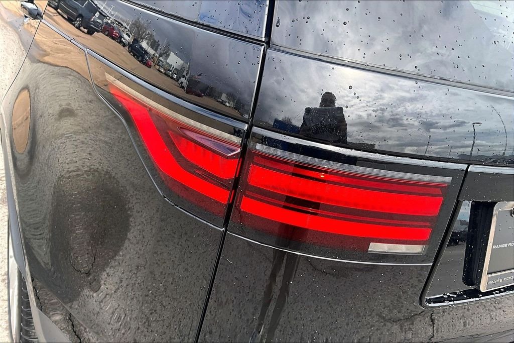 Used 2024 Black Land Rover S image 31